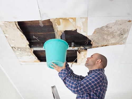 A quel prix s’attendre pour la réparation d’une fuite de toiture ?