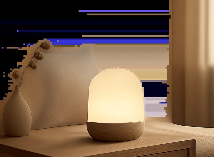 Illustration d’un réveil progressif dans une chambre minimaliste et lumineuse. L’ambiance évoque le calme, la transition douce entre sommeil et éveil et le confort d’usage au quotidien.